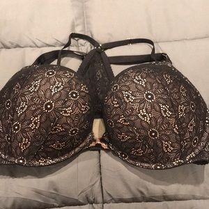 Victoria’s Secret bombshell bra! Brand new!